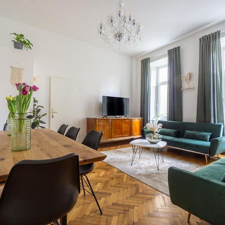 Central Apartment In Viennese Old Building Εξωτερικό φωτογραφία